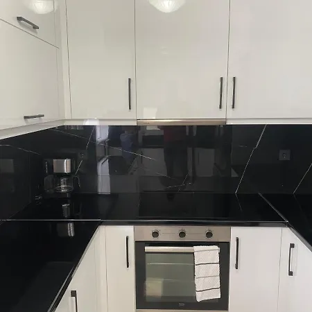 Daniela 루트라키