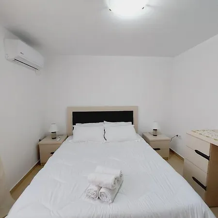 Daniela Loutraki (Corinthia)