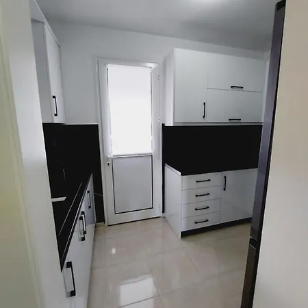 Daniela Сasa de vacaciones Loutráki